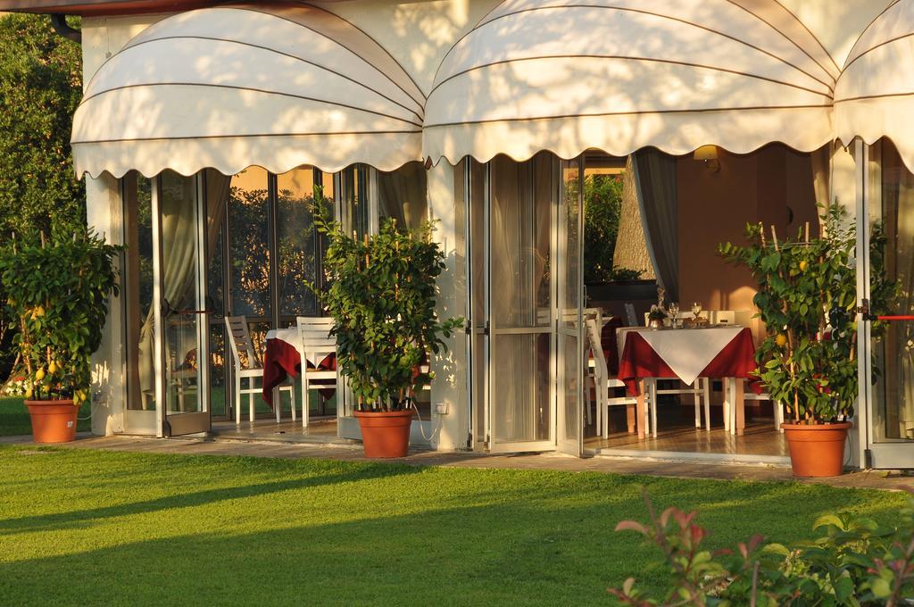 La Quiete Park Hotel Manerba del Garda Buitenkant foto