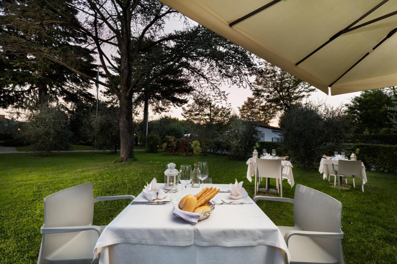 La Quiete Park Hotel Manerba del Garda Buitenkant foto