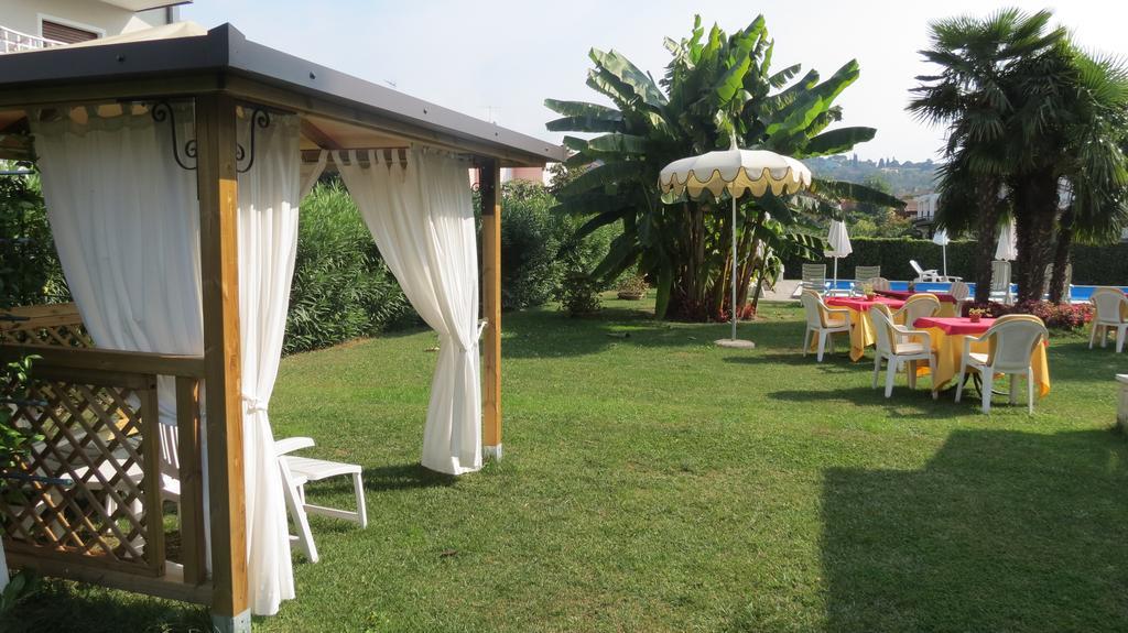 La Quiete Park Hotel Manerba del Garda Buitenkant foto